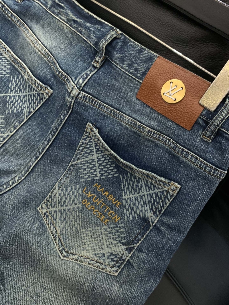l0vis Vvtt0n jeans